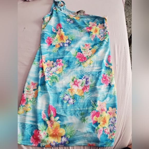 ☀️ Floral swim coverup - Picture 1 of 6